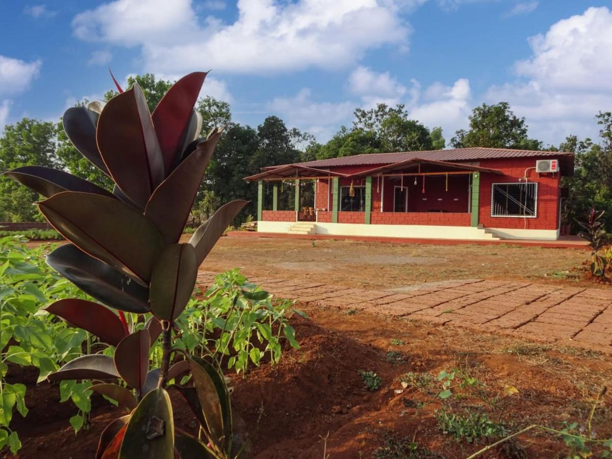 Aarya Farm Bed & Breakfast Bhom Екстериор снимка